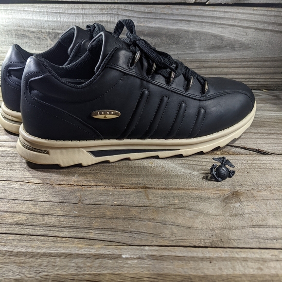 Lugz change over,m9,black 🖤 - Picture 2 of 4